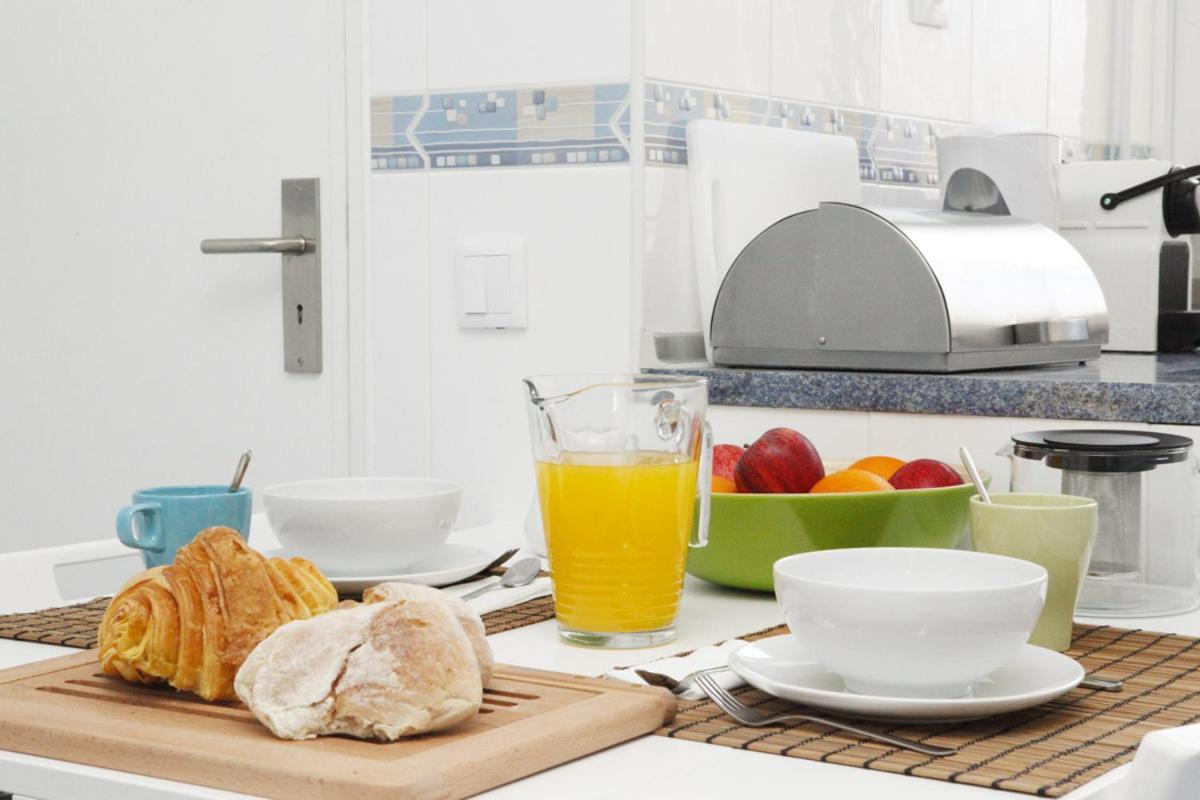 Family Central Apartment In Sao Pedro Do Estoril ภายนอก รูปภาพ